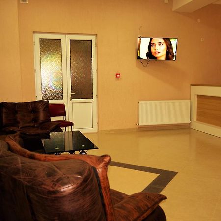 Kmg Hotel Khashuri Eksteriør billede