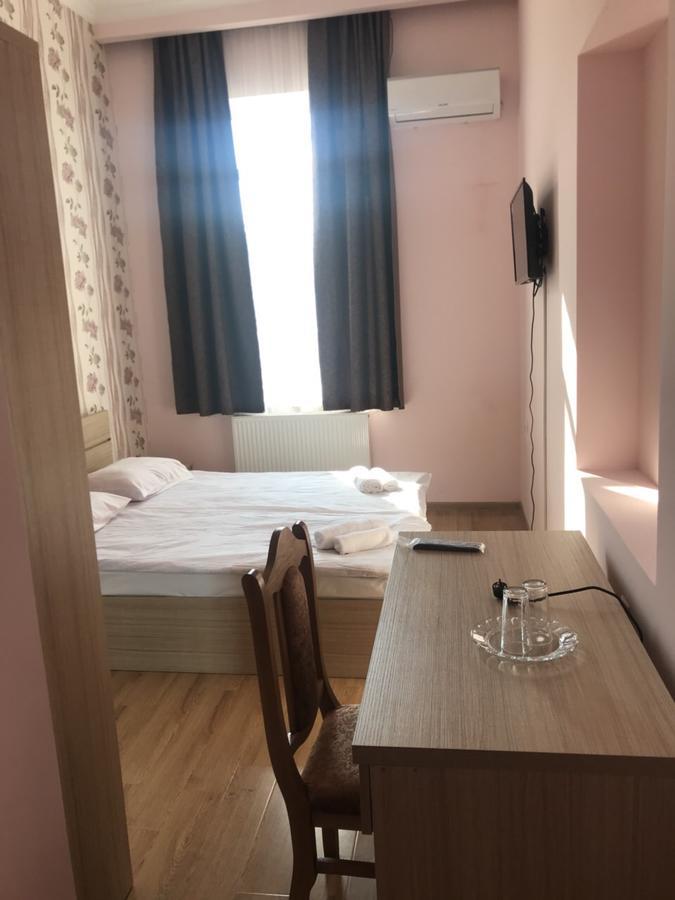 Kmg Hotel Khashuri Eksteriør billede