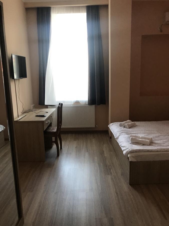 Kmg Hotel Khashuri Eksteriør billede