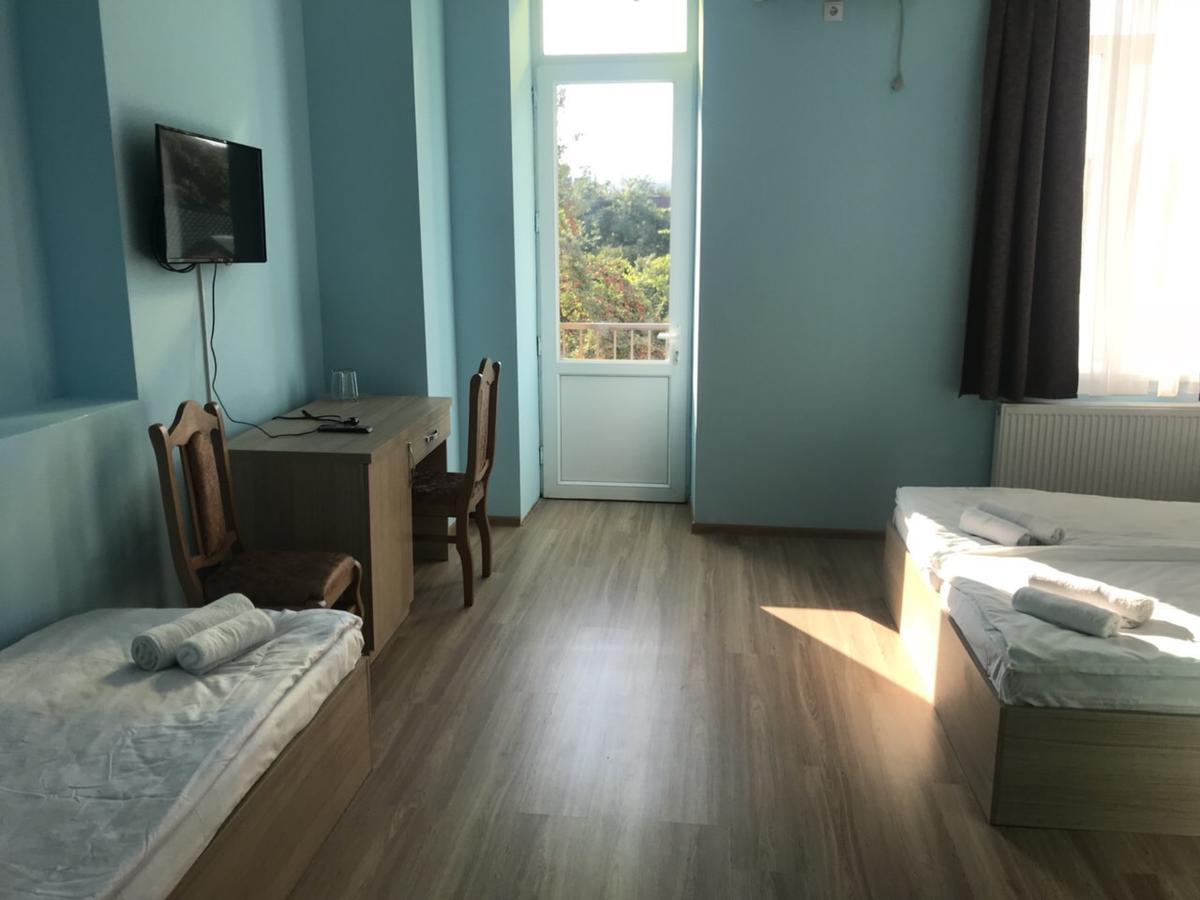 Kmg Hotel Khashuri Eksteriør billede